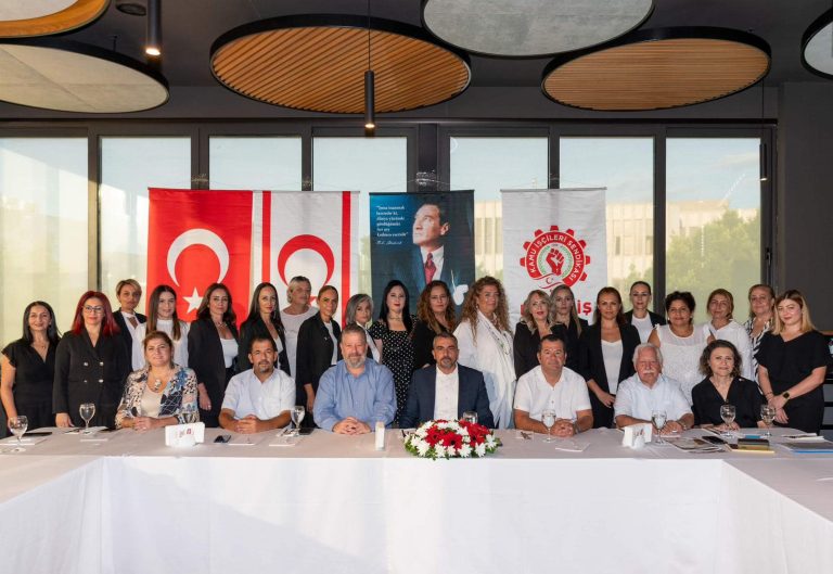 KADIN DAYANIŞMA KOMİTESİ HAYATA GEÇİRİLDİ.